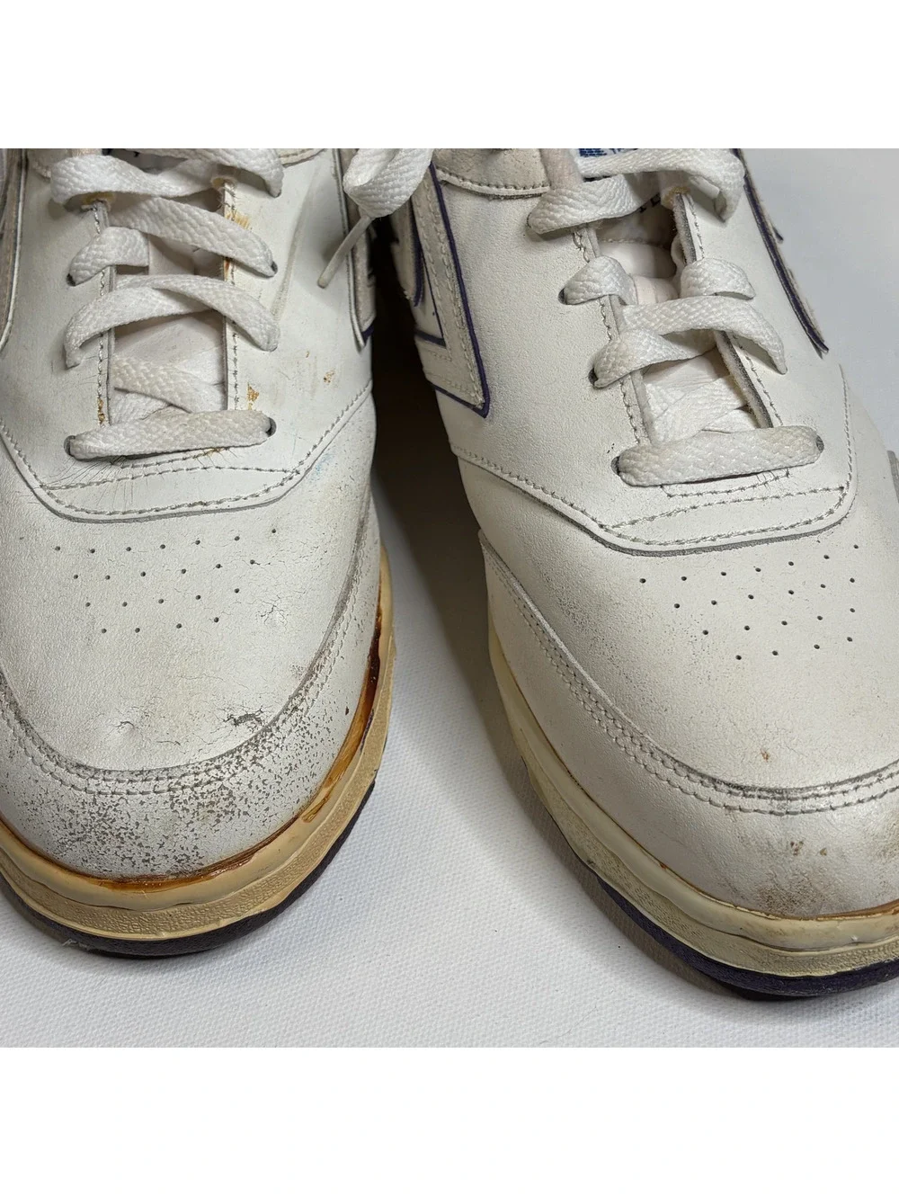 Vintage Brooks Team Brooks Leather Sneakers White Korea 10